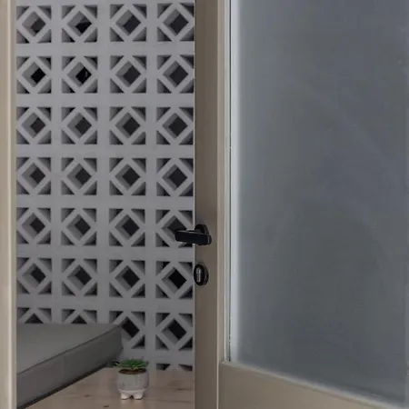 Salvatore's Island House Апартаменты