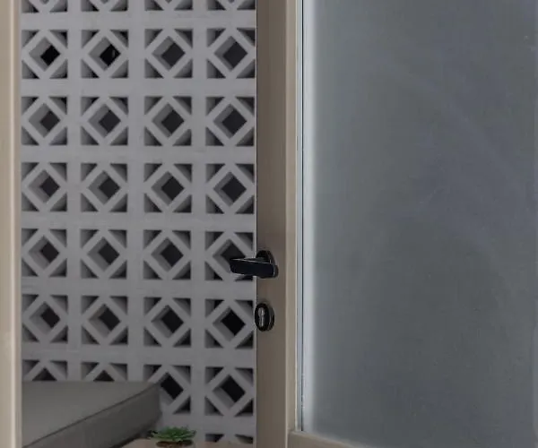 Salvatore's Island House Apartment